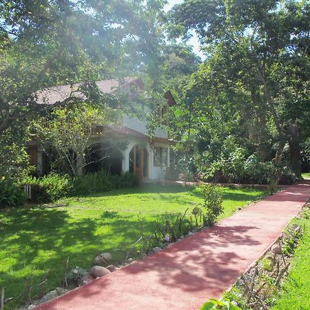 Villa Refugio de Orquídeas Oxapampa Exterior foto