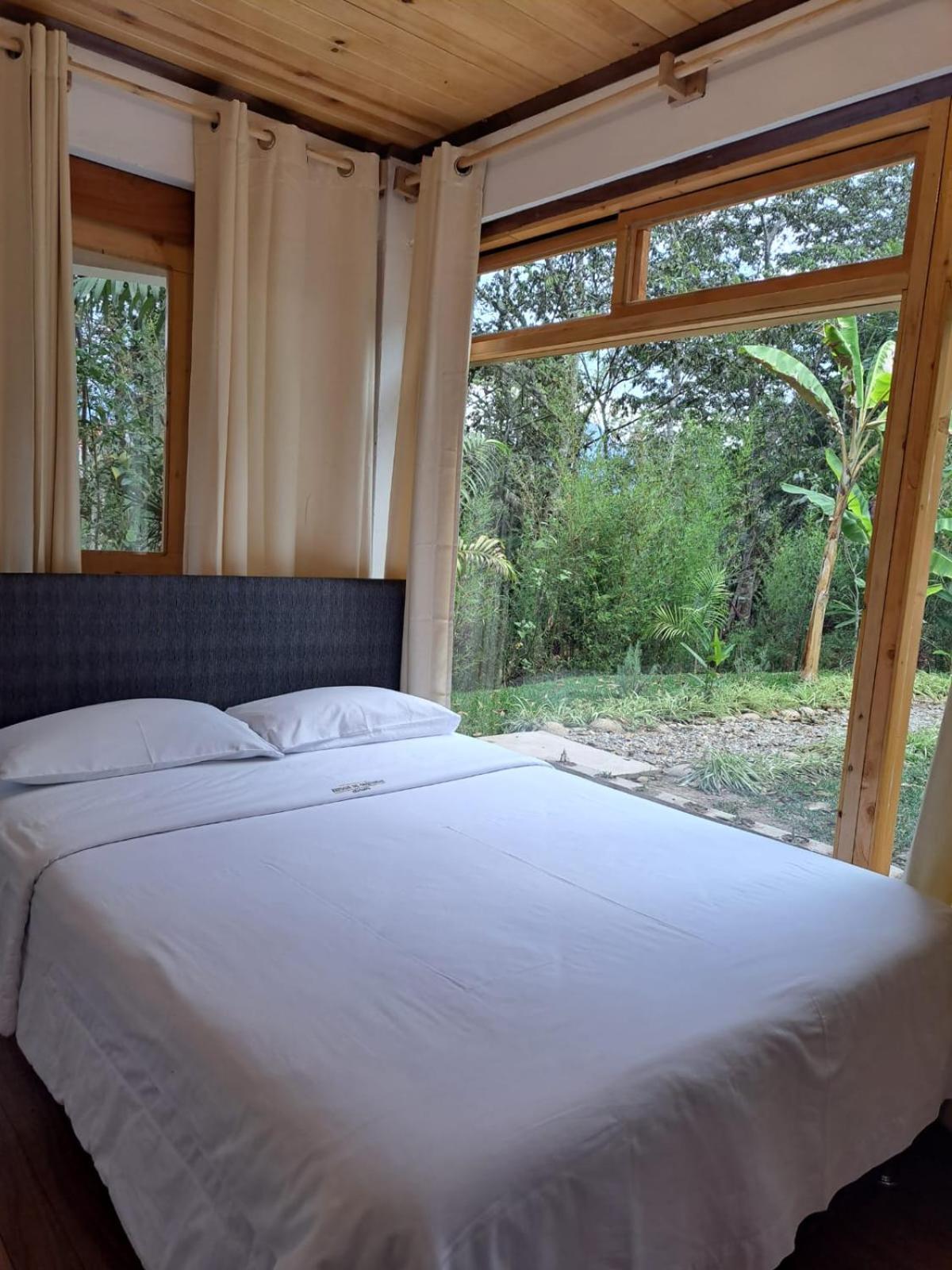 Villa Refugio de Orquídeas Oxapampa Exterior foto