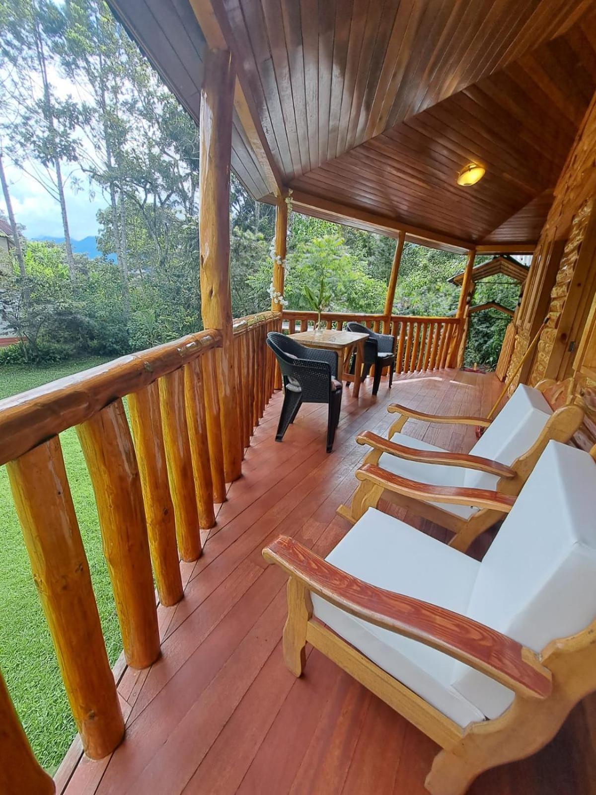 Villa Refugio de Orquídeas Oxapampa Exterior foto