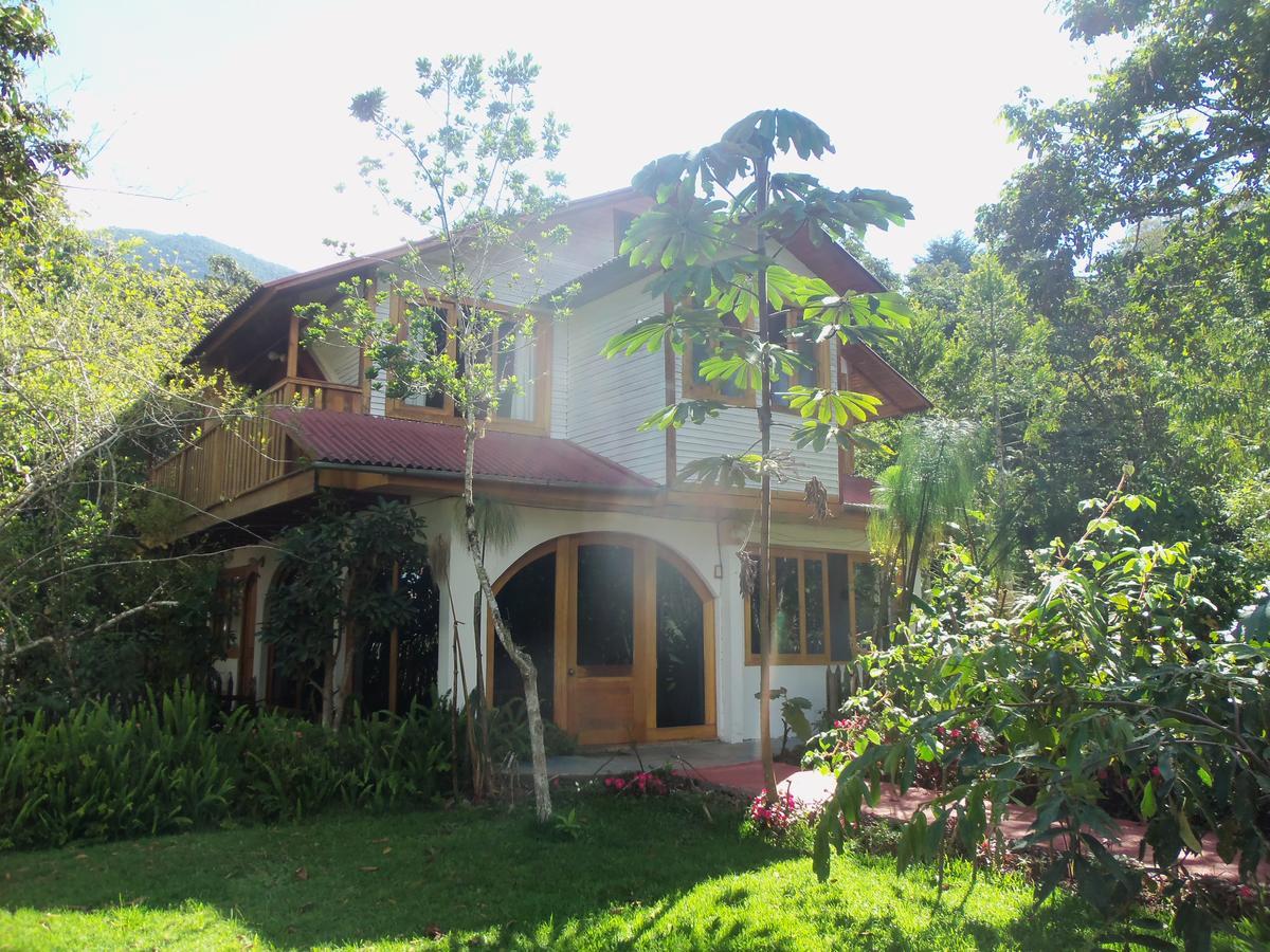 Villa Refugio de Orquídeas Oxapampa Exterior foto