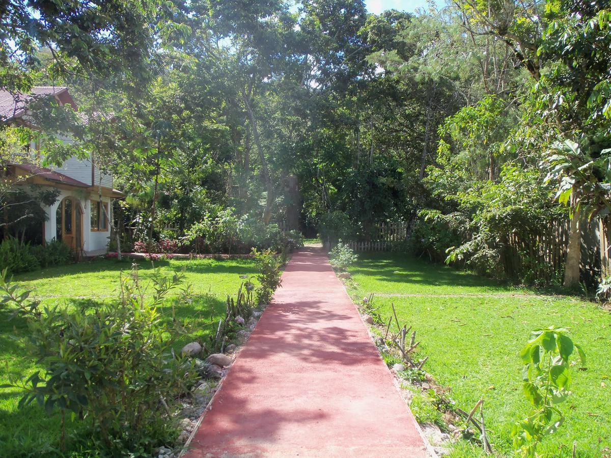Villa Refugio de Orquídeas Oxapampa Exterior foto